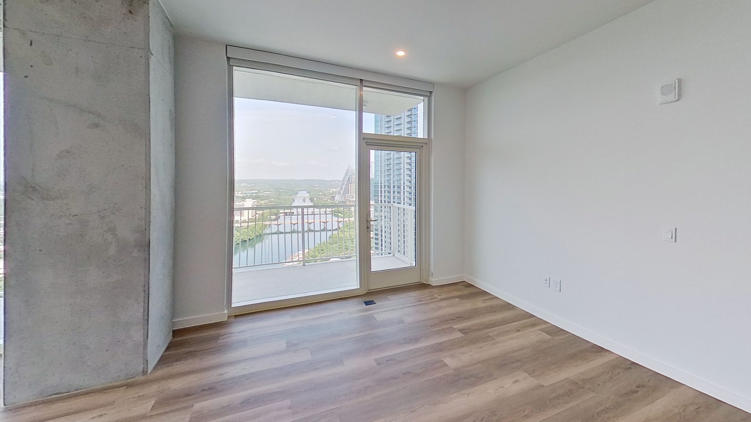 Living Room Lamar