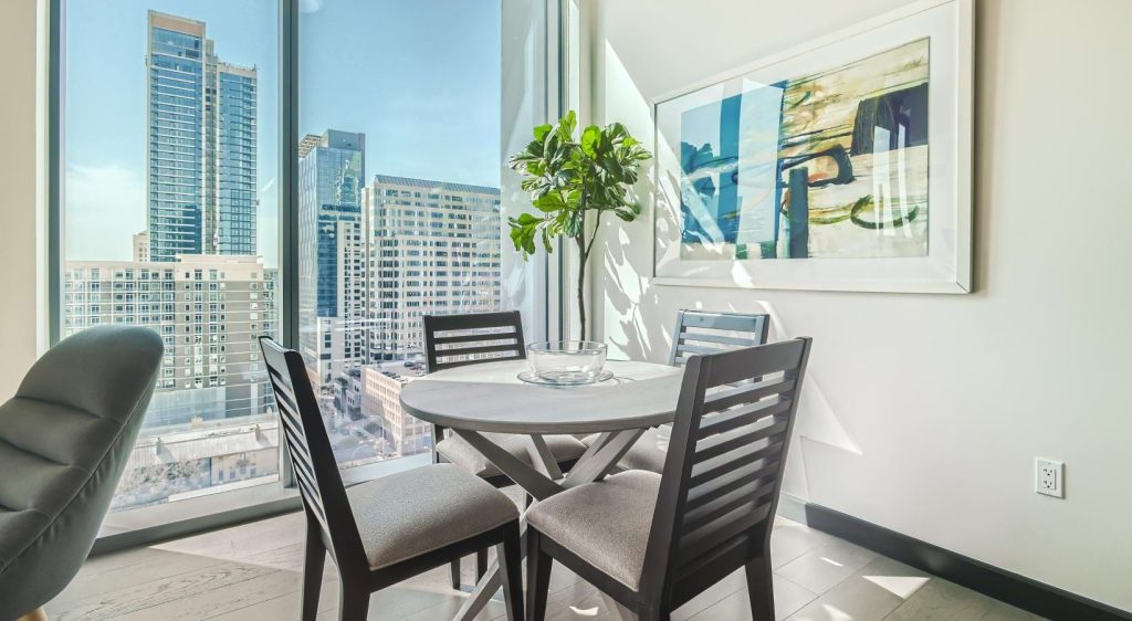 Dining space at Sienna, a downtown luxury apartment in Austin, Texas.